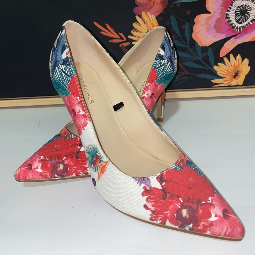 Floral Marc Fisher Heels- NWOT